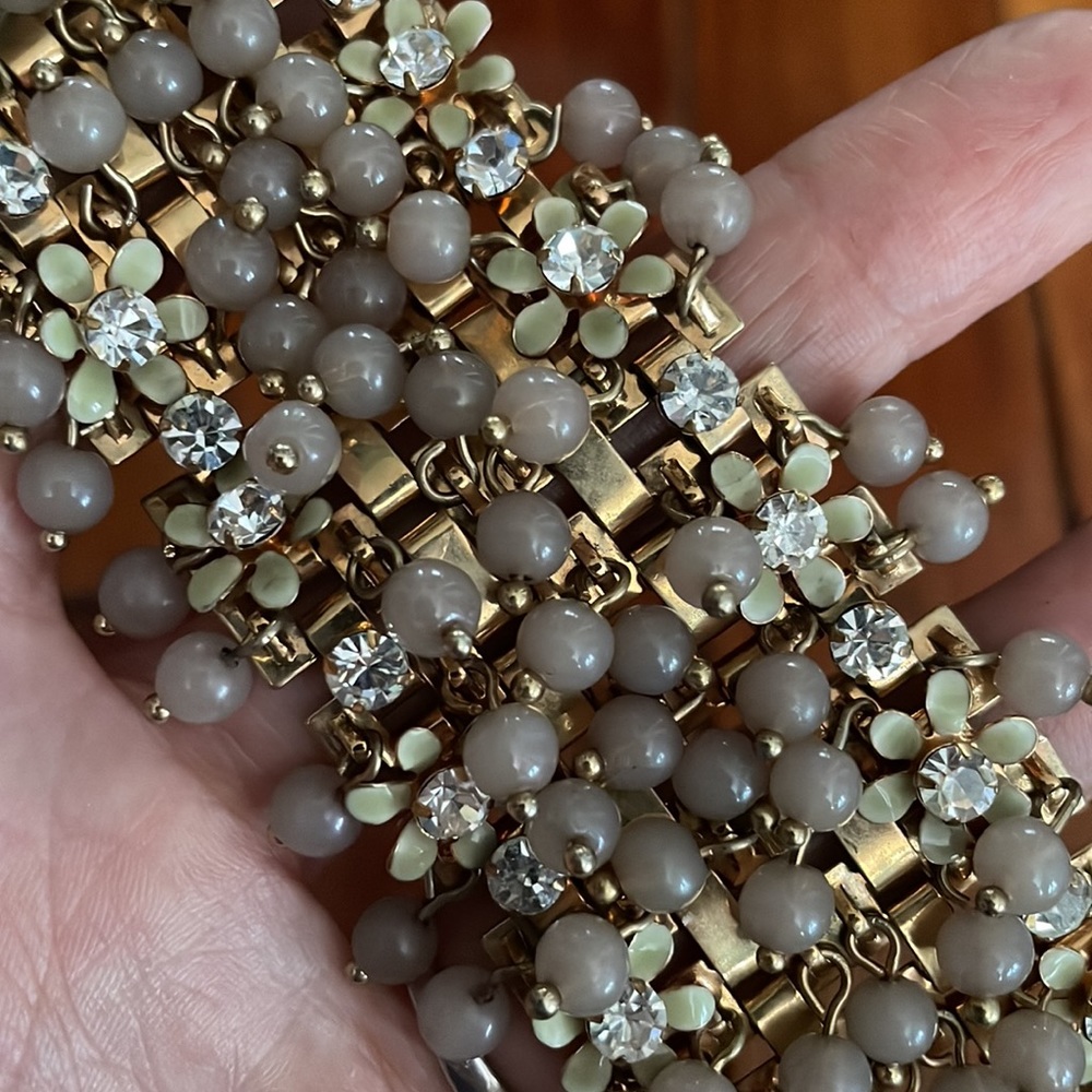 J Crew gold beaded enamel bracelet